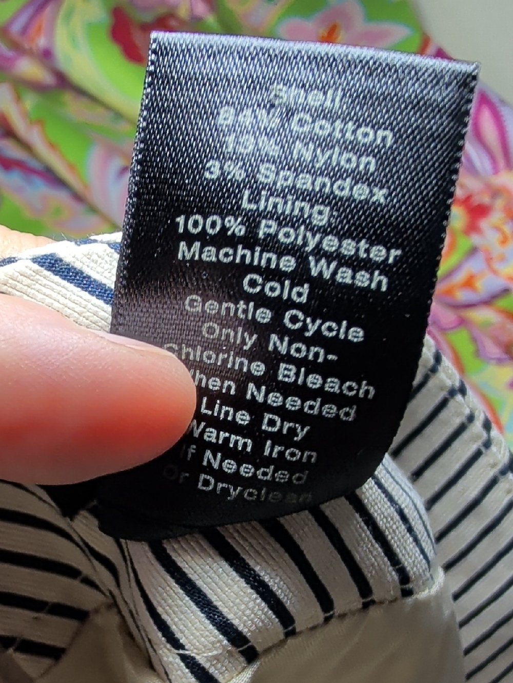 Ann Taylor Black + White Pinstripe Pencil Skirt Corpcore Office Women's Size 8 - Picture 5 of 5